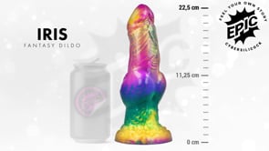 IRIS DILDO CON TESTÍCULOS ARCOÍRIS DE PLACER